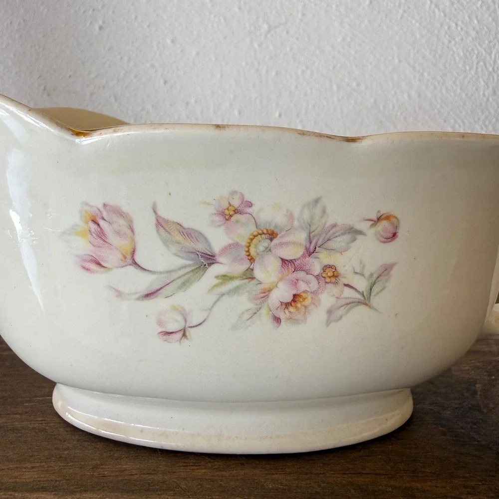 Unmarked vintage ceramic